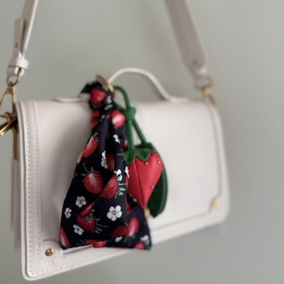 Steve Madden Cream Crossbody Bag with Strawberry Charm - Picture 6 of 7